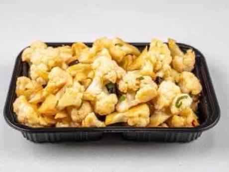Wok stir-fried cauliflower
