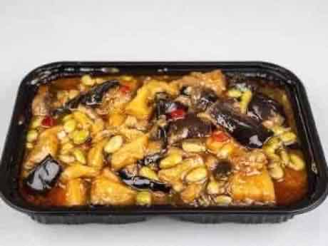 Stir-fried eggplant in savory sauce